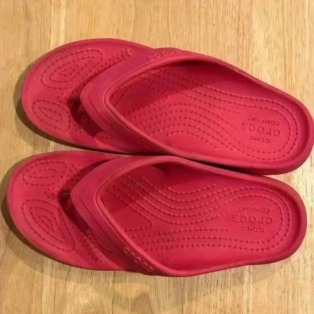 Crocs Iconic Comfort Pink Kids Flip Flops - Size 3